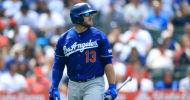 Dodgers, Muncy Relieved Following All-Star's Injury Scare vs. Brewers