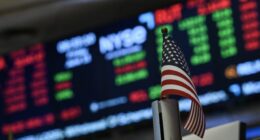 Does the stock market close early today? How Memorial Day weekend affects trading hours.