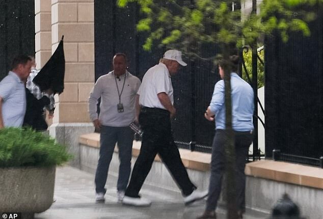 President Donald Trump arrives at the White House after visiting Trump National Golf Club, Sunday, April 5, 2026, in Washington