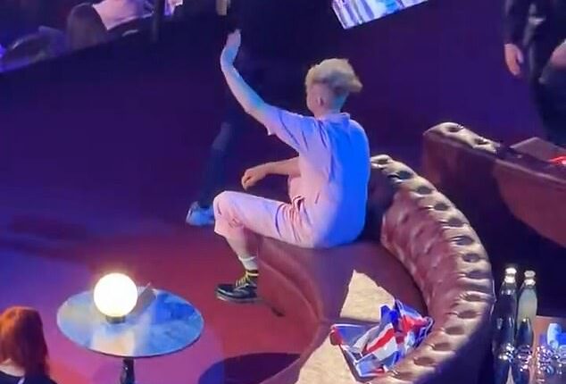 Eurovision fans have hit out at the British delegation and the BBC for abandoning this year's UK entrant, Look Mum No Computer, to sit alone through the jury show on Saturday