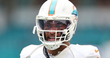 Ex-Dolphins QB Tua Tagovailoa Gets Sam Darnold-Like Message