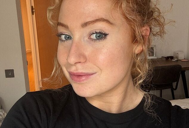 My (much improved) eyeliner after using the method