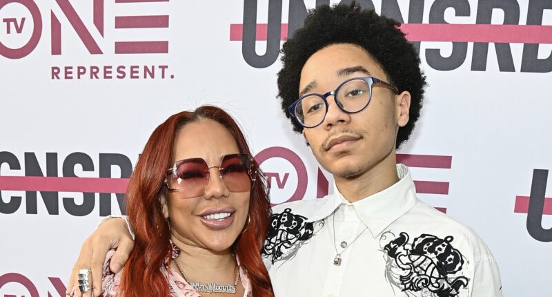 All Grown Up! Internet Users Are Shedding Tears As Major Harris Graduates With Honors (PHOTOS + VIDEO)