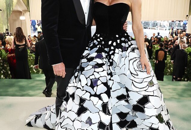 Met Gala insiders leak 'disturbing' drama plaguing first event bankrolled by Jeff Bezos and Lauren Sanchez: 'Slap in the face' break with tradition... Anna Wintour's new role... and A-lister who backed out