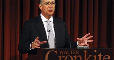 Ricardo Salinas Pliego was looking to invest in bitcoin, and he set about borrowing hundreds of millions of dollars from banks in exchange for $1 billion in stock as collateral