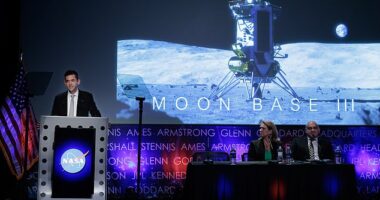 The base would cover hundreds of square miles in an environment where temperatures can range from more than 480 degrees Fahrenheit to minus -1200 degrees