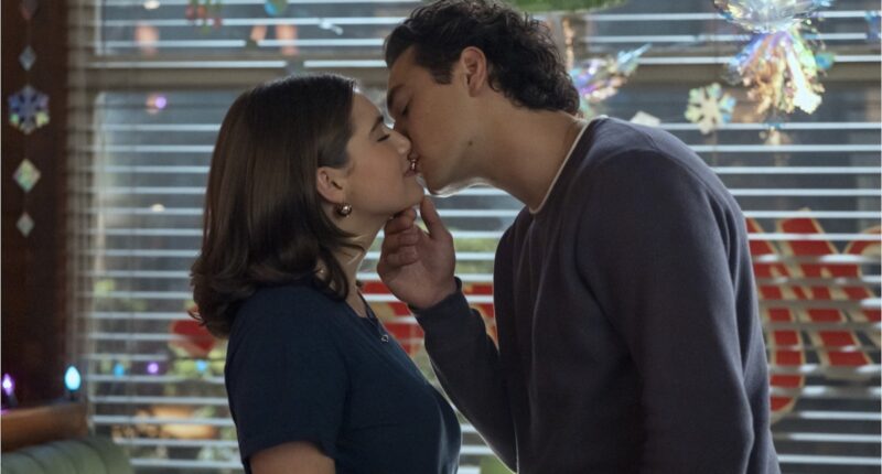 Off Campus Review: A Hockey Romance That's More Wholesome Than Heated