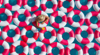Poolside Photos With 1,000 Inner Tubes Bring Back 1960s Mediterranean Glamor – TVovermind