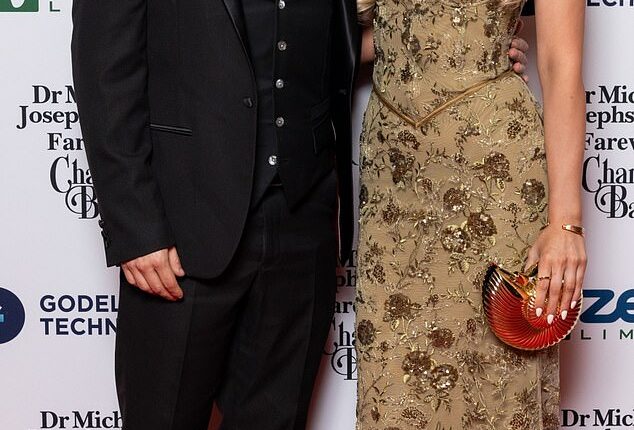 An insider told the Daily Mail: ¿Alan and Ellie have a lot of respect for each other and got on like a house on fire'