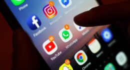 Social media ban ‘on the table’ after parents overwhelmingly back Australian-style restrictions