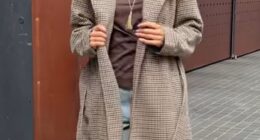 Fashion fans are scrambling to get their hands on Kmart's latest winter coat must-have, pictured