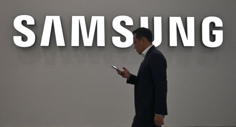 This chart tells the story of the hottest stock market in the world as Samsung Electronics reaches $1 trillion in market cap
