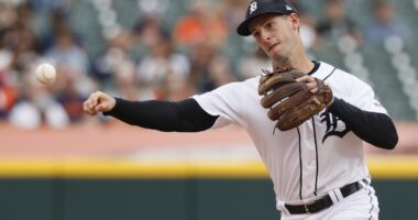 Tigers Reacquire Zack Short With Javy Baez Injured