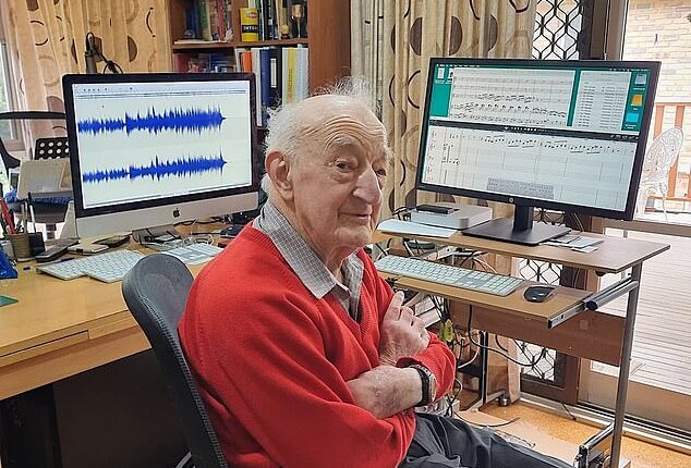 Monty Maizels (pictured) has been farewelled after his death at the age of 102