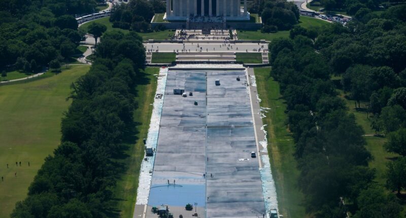 Trump brags about Lincoln Memorial reflecting pool renovations with odd size comparison