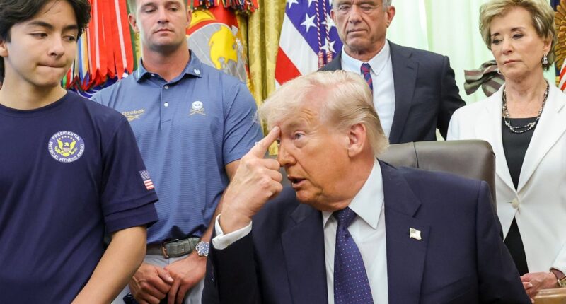 Trump describes Iran war horrors in Oval Office full of kids: ‘Right between the eyes’