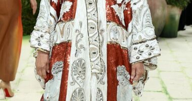 Kris Jenner, 70, proved that her $100,000 facelift is not slipping as she looked very youthful at the 2026 Met Gala in New York City on Monday