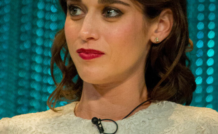 Lizzy Caplan: Bio And Career Highlights