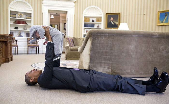 35 Pictures Of World Leaders That Are Wholesome Instead Of Infuriating