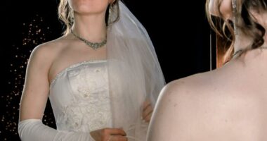 “She Slapped Me”: 57 Brides Who Turned Into Monsters On Their Special Day