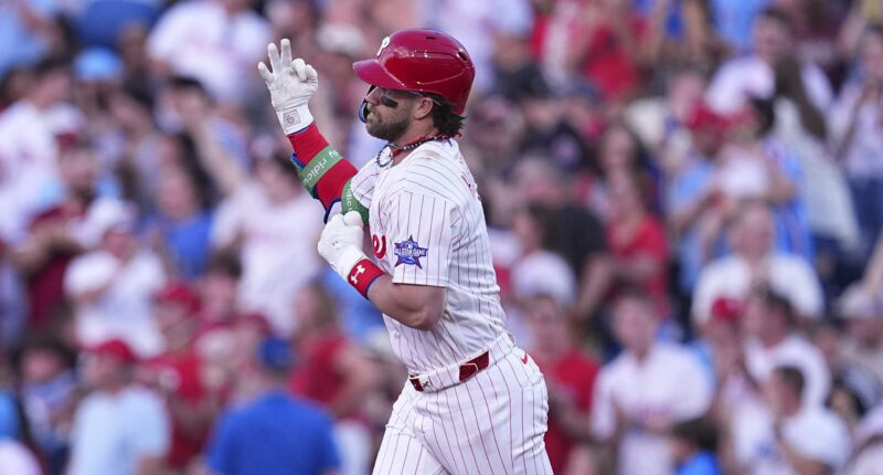 Bryce Harper Records First Cycle of Phillies Career Against Mets