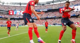 Harry Kane and Jude Bellingham's goals saw England top the group with a 2-0 win over Panama