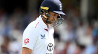England collapsed in a heap on the final day to lose to New Zealand by 253 runs at the Oval