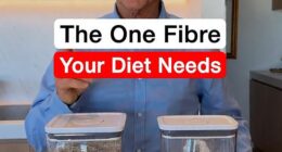 Australian gastroenterologist and microbiome doctor Dr Paul Froomes (pictured) has revealed the one budget supermarket food he eats every single day for a healthy - organic rolled oats