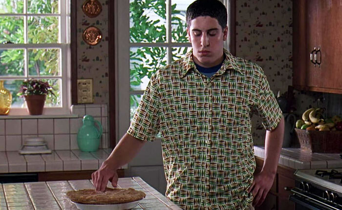 Gen Z Are Finally Watching &ldquo;American Pie,&rdquo; And They Can&rsquo;t Believe It Was Ever Considered Normal