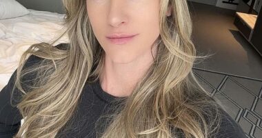 Becky Perry, who relocated from Texas more than a year ago, had only been in Australia a short time when she decided to try dating apps and see what Sydney's singles scene was like