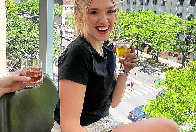 An American expat has identified yet another Australian culture shock after a four-word phrase left her three friends in shock at the pub