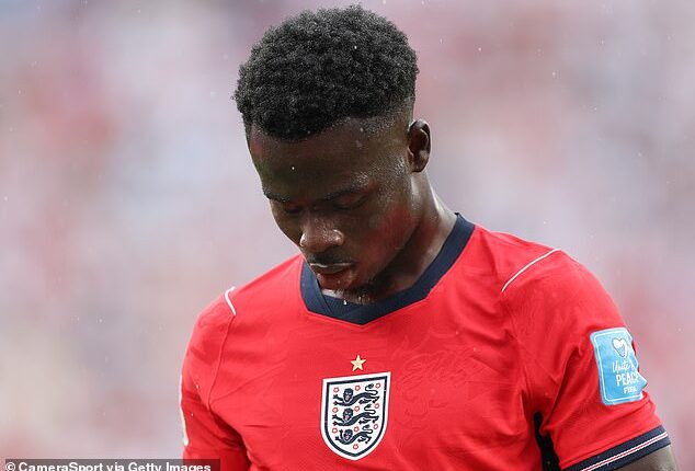 Gary Neville has expressed fears over England star Bukayo Saka's fitness at the World Cup