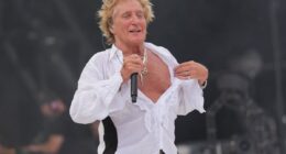 Rod Stewart sends message to fans after pulling out of California gig on medical grounds