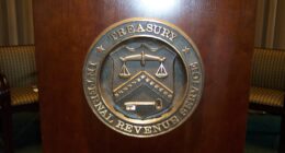 Treasury Pushes Banks Over Payroll Fraud Connected to Illegal Immigrant Labor. – The National Pulse