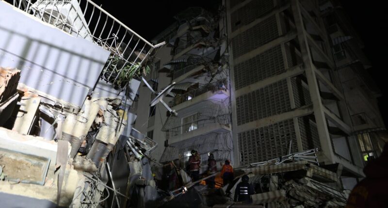 Venezuela earthquake live: At least 32 dead and 700 injured after powerful back-to-back tremors collapse buildings in Caracas