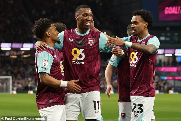 Brentford have agree a £17m deal with Burnley to sign winger Jaidon Anthony