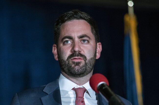 Dems Double Down on Defending Border Jumpers – HotAir