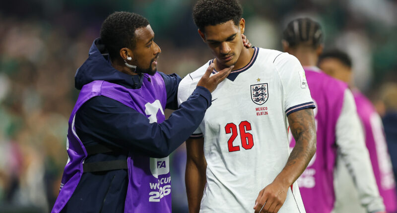 England Down to 10 Men vs. Mexico