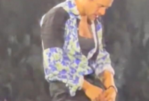 Harry Styles suffered a hilarious wardrobe malfunction during his final show at Wembley Stadium on Saturday, realising during the closing moments his trousers were unzipped