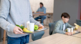 Teen Shows Friend Exactly What Happens If She’s Forced To Eat What She Doesn’t Want To